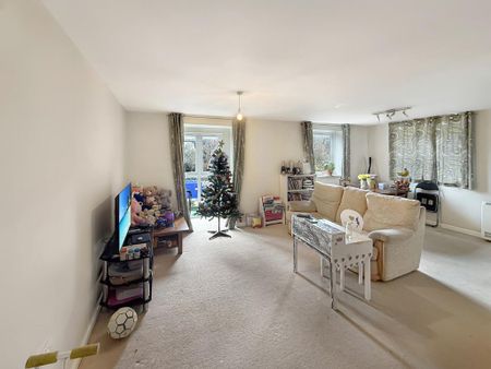 2 bedroom apartment to rent - Photo 3