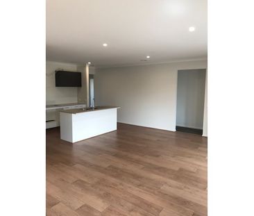 26 Cassava Street, Armstrong Creek VIC 3217 - House For Rent | Domain - Photo 5