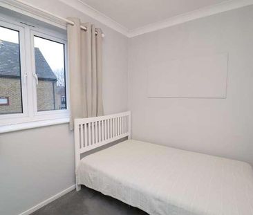 Greenland Quay, London, SE16 - Photo 5