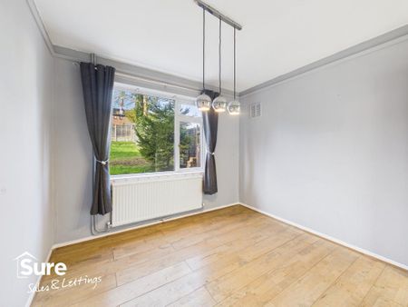 3 bedroom terraced house to rent - Photo 3