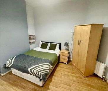 2 Lisburn Avenue, Room 2, Belfast, BT9 7FX - Photo 6