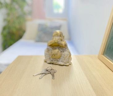 Avenida de Ramón y Cajal, Sevilla, Andalusia 41005 - Photo 3