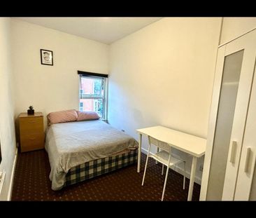 Room in a Shared Flat, Arundel Street, NG7 - Photo 3