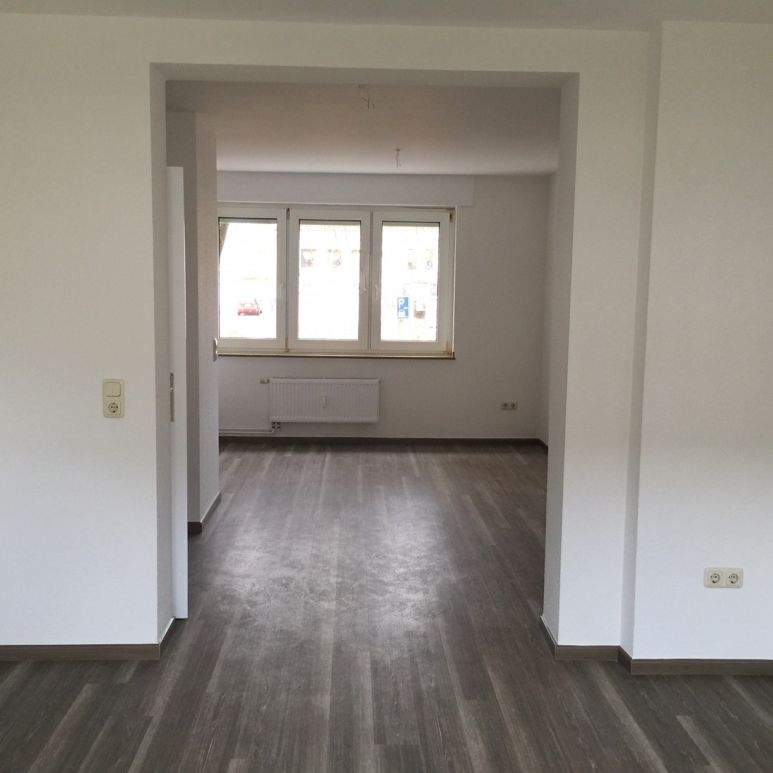 2-Zimmer-Wohnung in Düren-Gürzenich, Schillingsstr. 199 - Photo 1