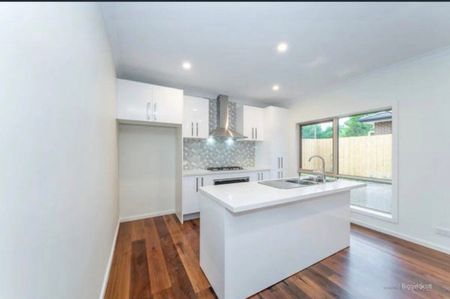 Ferntree Gully - Photo 3