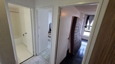 For Lease - 18 KNIGHTSBRIDGE Road Unit# 705, Brampton, Ontario - Photo 5