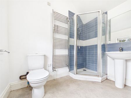 High Street, Sproughton, Ipswich, Suffolk, IP8 3AP - Photo 2