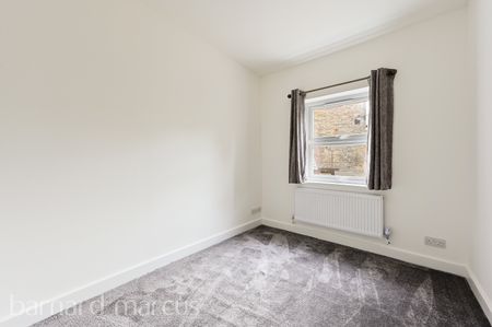 Upper High Street, Epsom - Photo 2