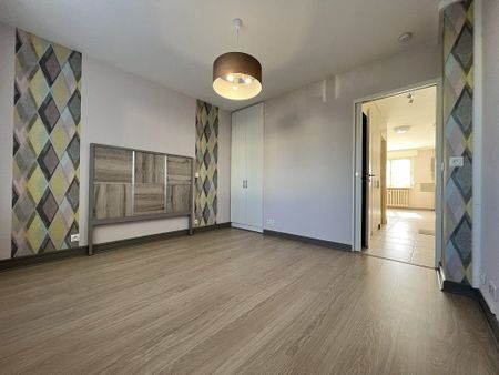 Location Appartement 2 pièces 38m² VANDOEUVRE LES NANCY 54500 - Photo 2