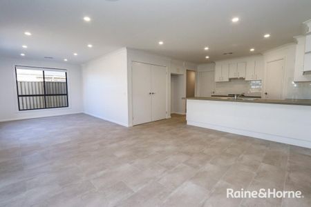 Brand New Home- Available 3.12.2025 - Photo 3