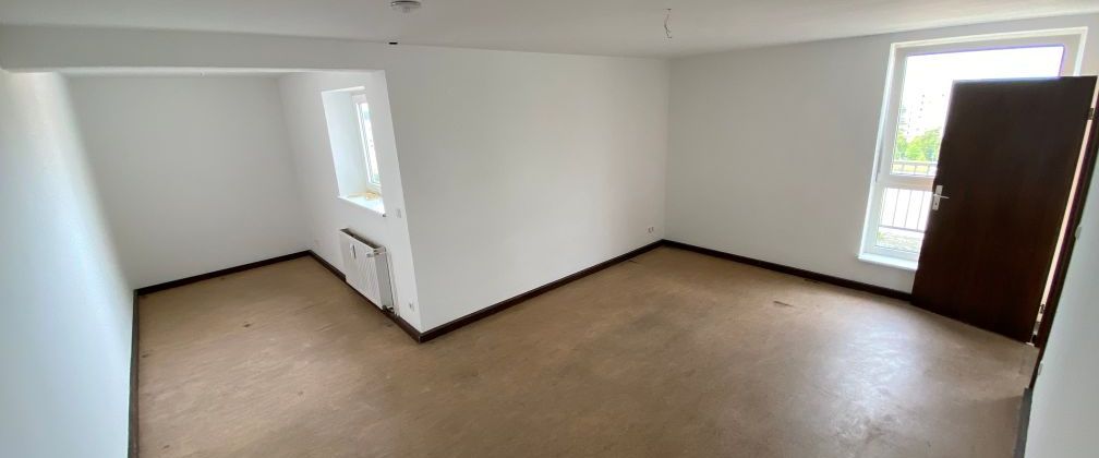 Gemütliche 1-Zimmer-Wohnung sucht Sie als neuen Mieter // DG , Links - Photo 1