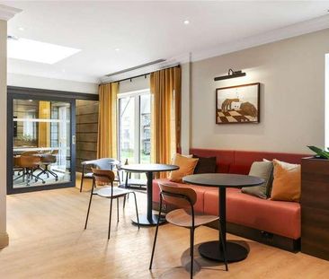 Moor House, Cook Way, Reading, RG2 - Photo 4