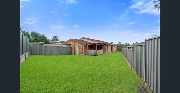 Peaceful Neighbourhood, Prime Position! - Photo 1