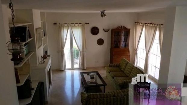 Duplex en alquiler en Atalaya, Estepona - Photo 1