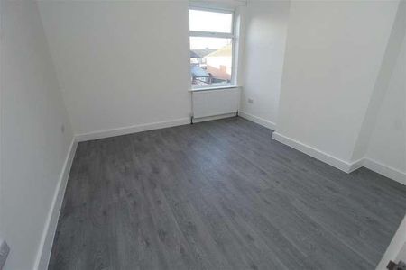 Longmoor Lane, Fazakerley, Liverpool, L10 - Photo 2