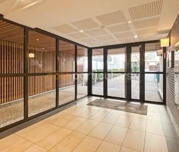 Appartement 3 pièces avec terrasse et parking - Photo 3