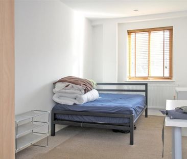 3 bedroom apartment to rent - Photo 2