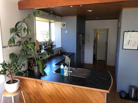 Large, warm 3 bedroom home, Hoon Hay - Photo 5