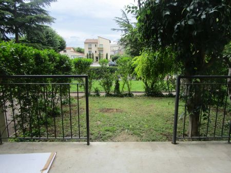 Location Appartement 3 pièces 60m² VALENCE 26000 - Photo 4