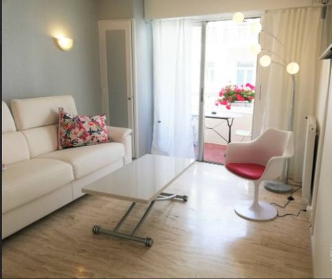 superbe studio meublé plein centre de cannes - Photo 1