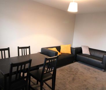 4 bedroom private hall to rent - Photo 4