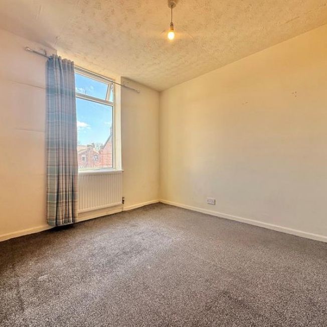 2 Bedroom Apartment Available Arranging tenancy - Photo 1