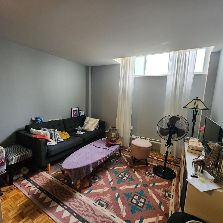 101 - 315 Nelson Street - Photo 1