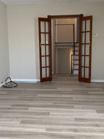 For Lease - 832 Reytan Boulevard, Pickering, Ontario - Photo 2