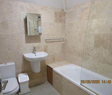 1 bedroom semi-detached house to rent - Photo 6