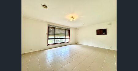 Spacious, Light-Filled Family Home in a Convenient Kings Park Location - Photo 5