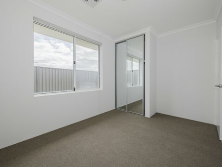 The Perfect Family Home!! - Photo 4