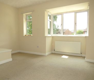 Sycamore Close, Lincoln - Photo 2