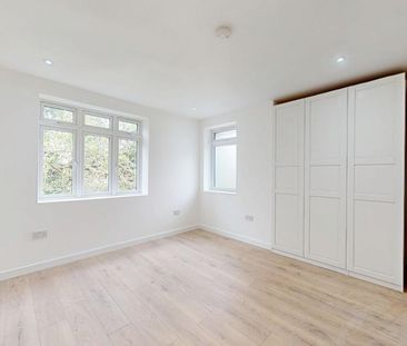 3 bedroom apartment to rent - Photo 4