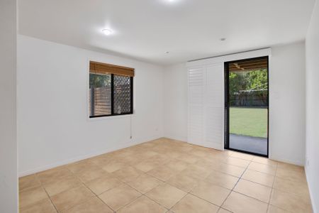 Spacious Dual-Level Family Home with Pool on Double Block – Minutes to the Beach - Photo 2