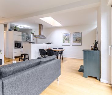 <b>Flot lejlighed med egen terrasse og gulvvarme – Kjellerupsgade 1... - Foto 1