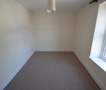 2 bedroom semi-detached house to rent - Photo 1