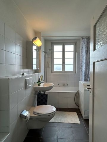 2.5 Zimmer, 67 m², 2. Stock - Photo 3