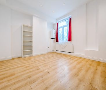 2 Bed Flat, Stafford Road, CR0 - Photo 1