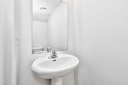 For Lease - 39 Hays Boulevard Unit# 12, Oakville, Ontario - Photo 3