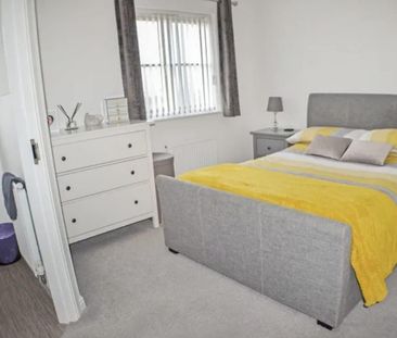 3 bedroom terraced house to rent - Photo 2