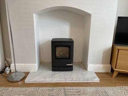 2 bedroom to let - Photo 2