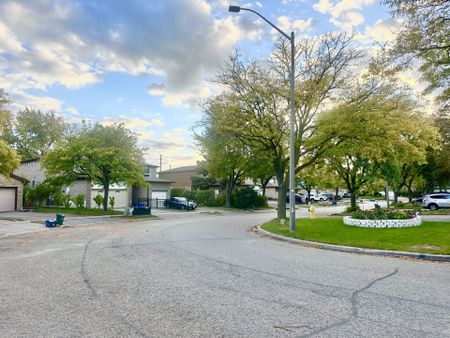 For Lease - 49 Carey Crescent, Markham, Ontario - Photo 4