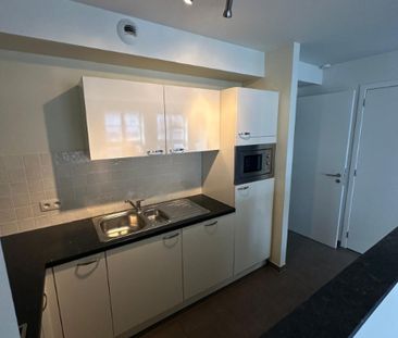 Lichtrijk appartement met 2 slaapkamers en 2 badkamers in Geel - Photo 4