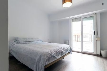 Carrer de la Reina, Valencia, Valencian Community 46011 - Photo 3