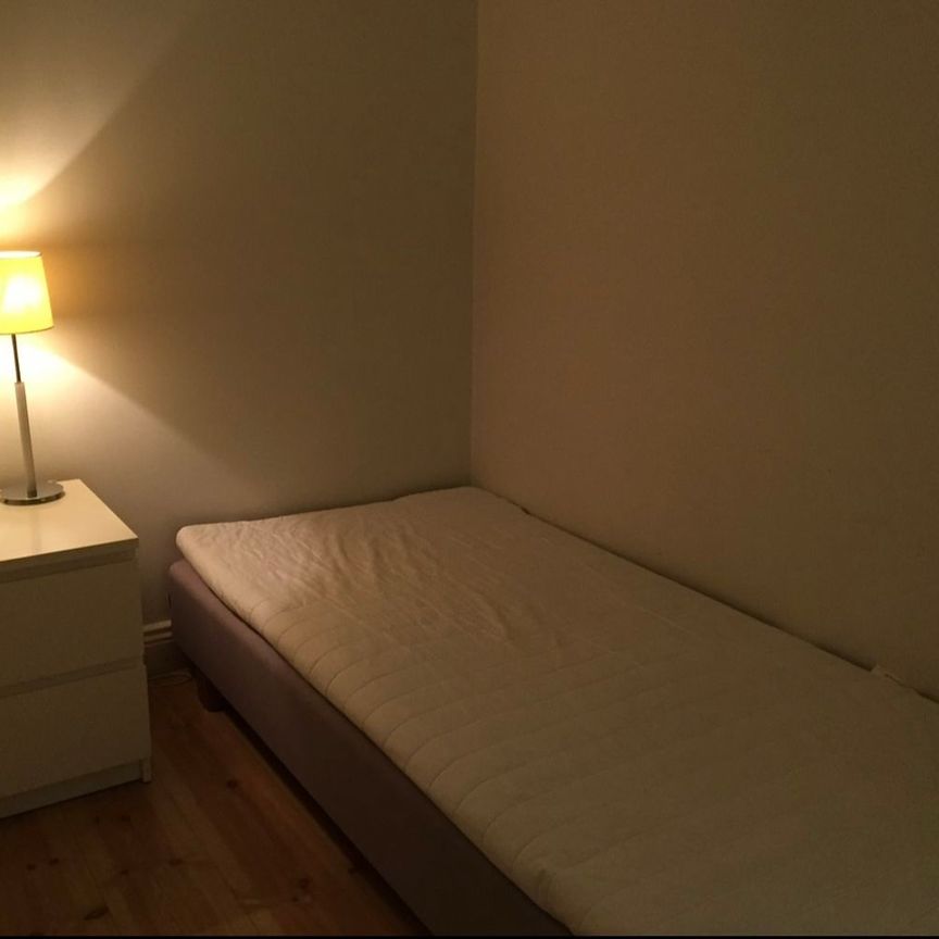Viktoriagatan, Göteborg - Photo 1