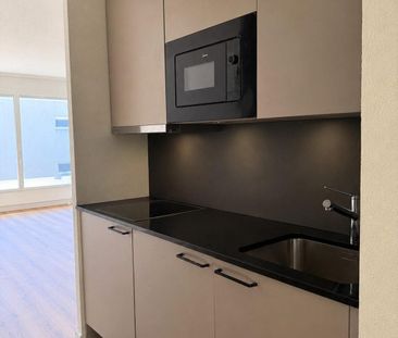 Helle, frisch renovierte Wohnung an zentraler Lage - Photo 1