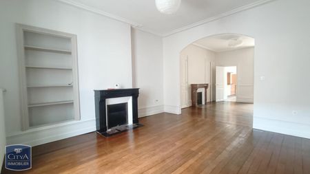 Location Maison 6 pièces 141m² CHATEAUROUX 36000 - Photo 4
