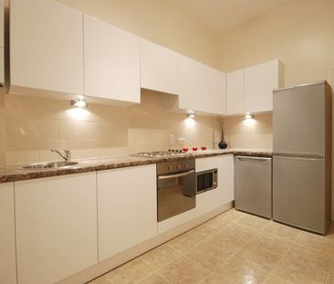4 Bed Flat, Christchurch Avenue, NW6 - Photo 2