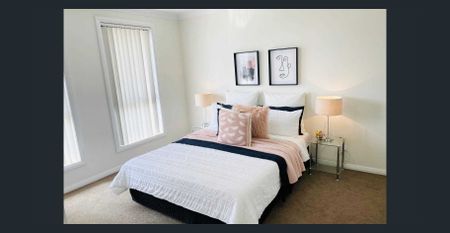 Close to School & Station - Nice & Quiet | North-Facing Family Home - Photo 3