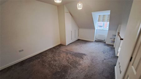 3 Bedroom House To Rent - Photo 2